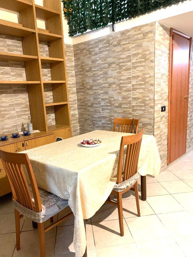 דירות נאפולי Holiday House San Biagio,41 מראה חיצוני תמונה